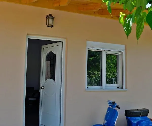 Le Di Olga * Lygia (Lefkada)