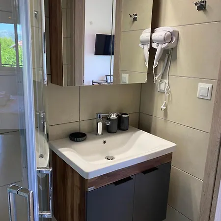 Le Di Olga Case de vacanță